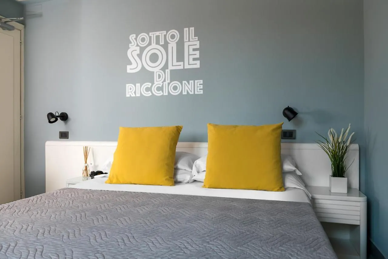 ריצ'יונה Hotel Sole איטליה