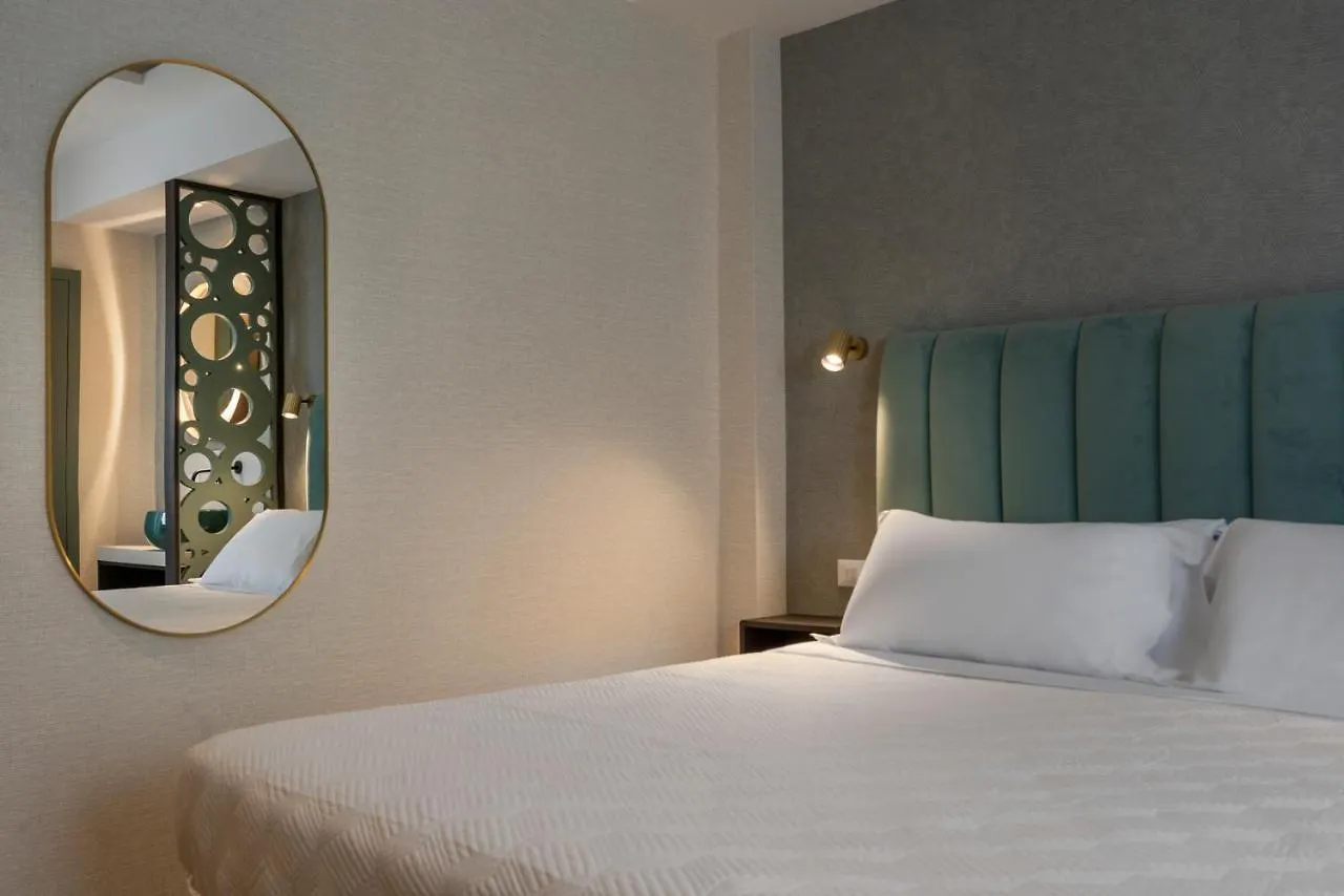 ריצ'יונה Hotel Sole